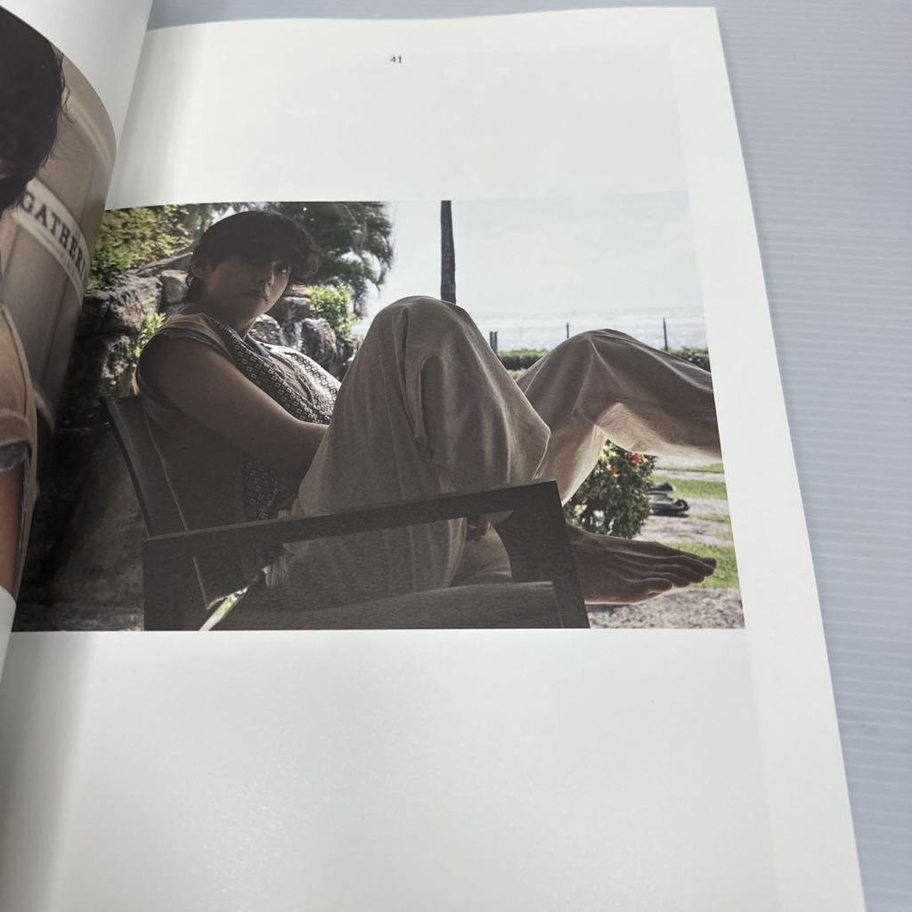 [USED] BTS V TYPE1 Magazine Version Photobook