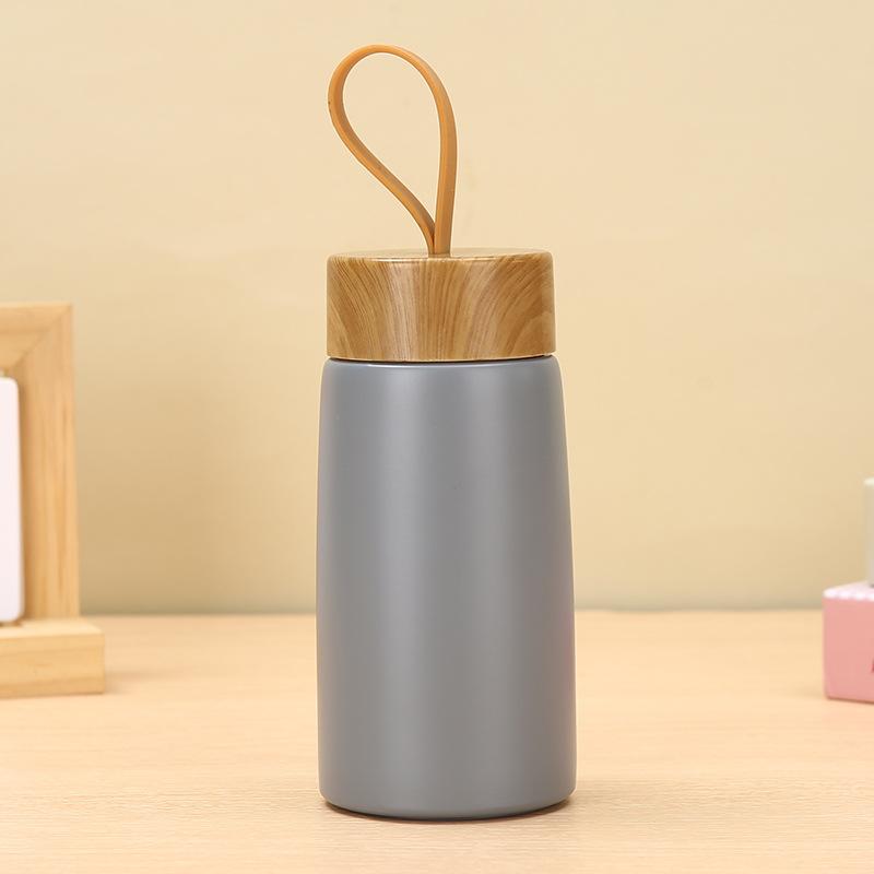 Nový nerezový termohrnek s dřevěným víčkem Přenosný kompaktní mini kapesní šálek s kreativní rukojetí šálek na kávu