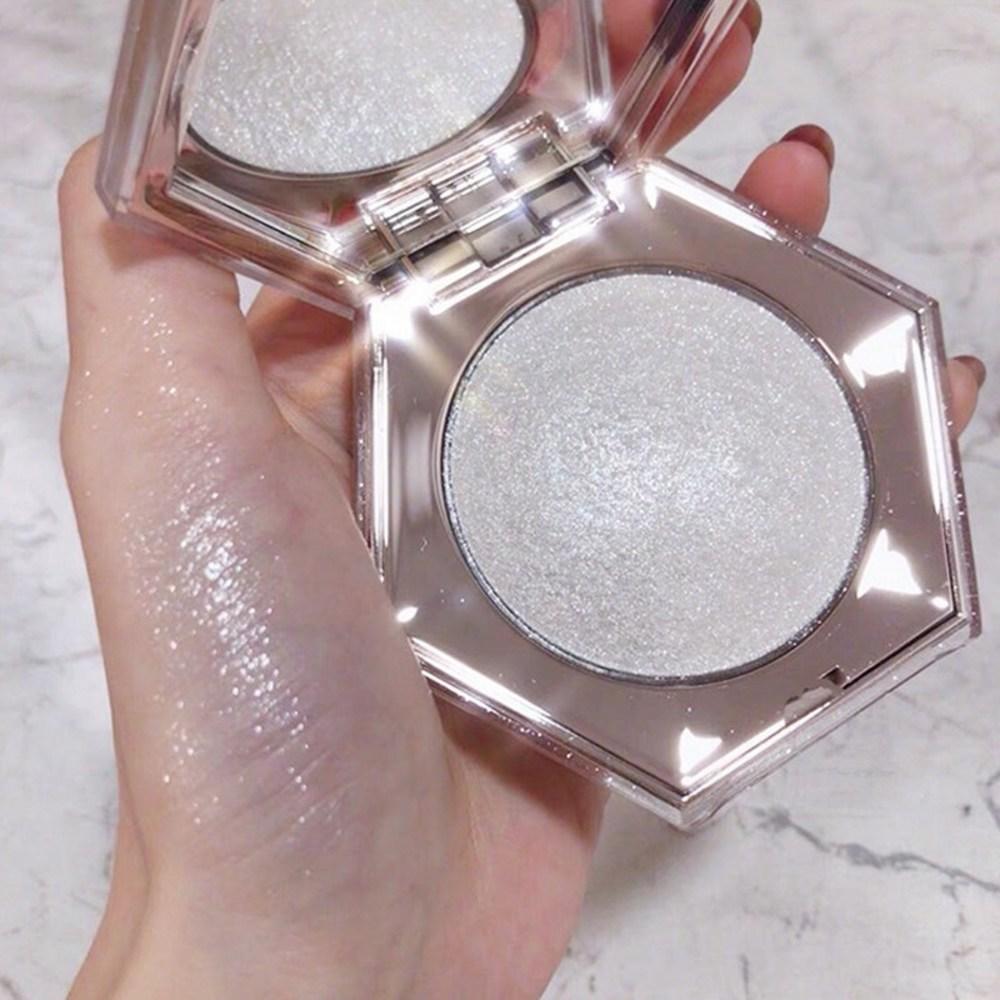 Pealy Highlighter Can Be Used On the Entire Body, 3 Colors, 01 Diamond White, 1 Piece