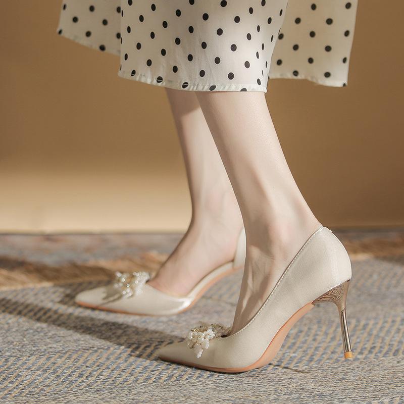 8330-5 High heels women's thin heels 2025 new wedding shoes pointed head shallow mouth side empty Xiuhe wedding dress bridal shoes