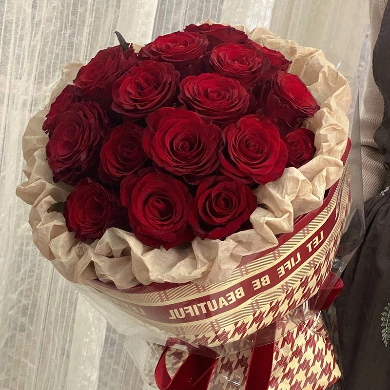 Ewiger Rosen Seifenblumenstrauß - Perfektes Geschenk für Lehrer, Freundinnen, beste Freunde, Verlobungen, Heiratsanträge und Geburtstage.