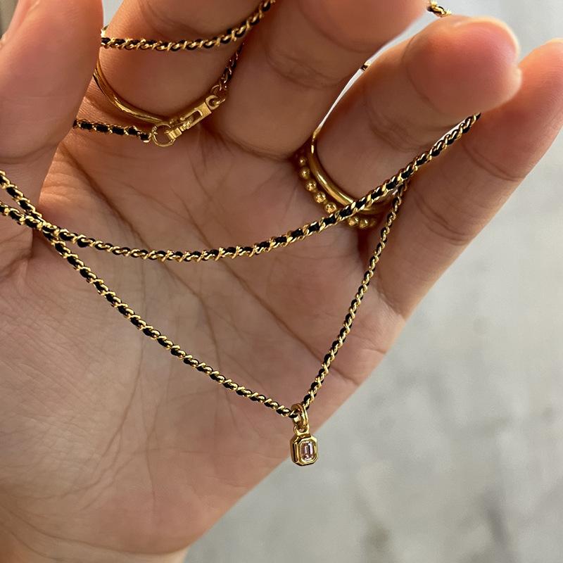 Classic minimalist design Black woven rope chain necklace light luxury exquisite square pendant party wedding fine