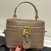 Premium texture small bag women's spring and summer new fashion niche messenger bag women's popular portable bucket bag