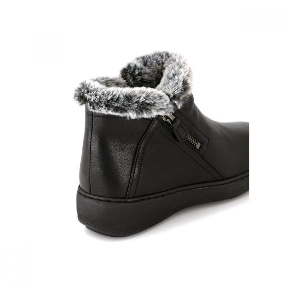 Daks Women S Ultra Light Fur Ankle bootS  Black  dlb413lS10