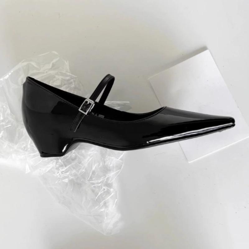 Fashion New Style Pointed Toe Woman Heels Shoes Fashion Elegant Pumps Summer Woman Sandals Designer Trend Party Dress Zapatos De Mujer