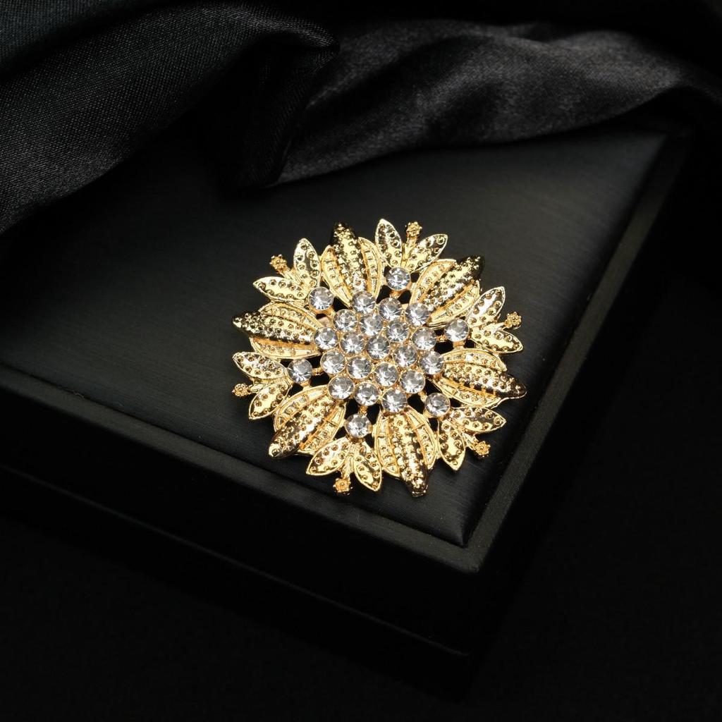 Gold & Diamond Vintage Butterfly Brooch - Versatile Women's Pin Jewelry