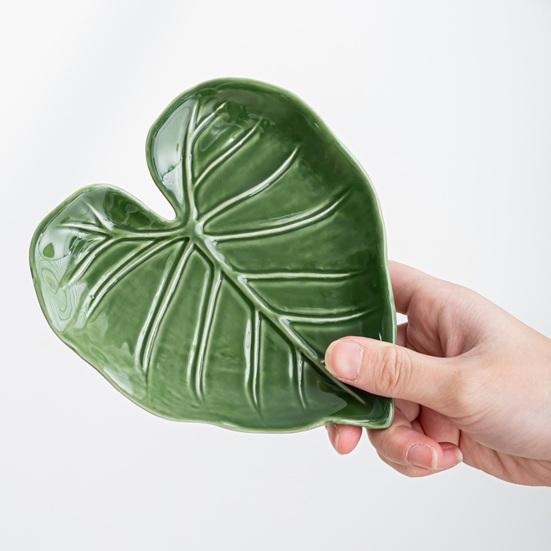Green Leaf Ceramic Spoon Rest Keeps Counters Clean Kitchen Stove Top Counter Decorative Leaves Shape Spoon Holder Kitchen Gadgets