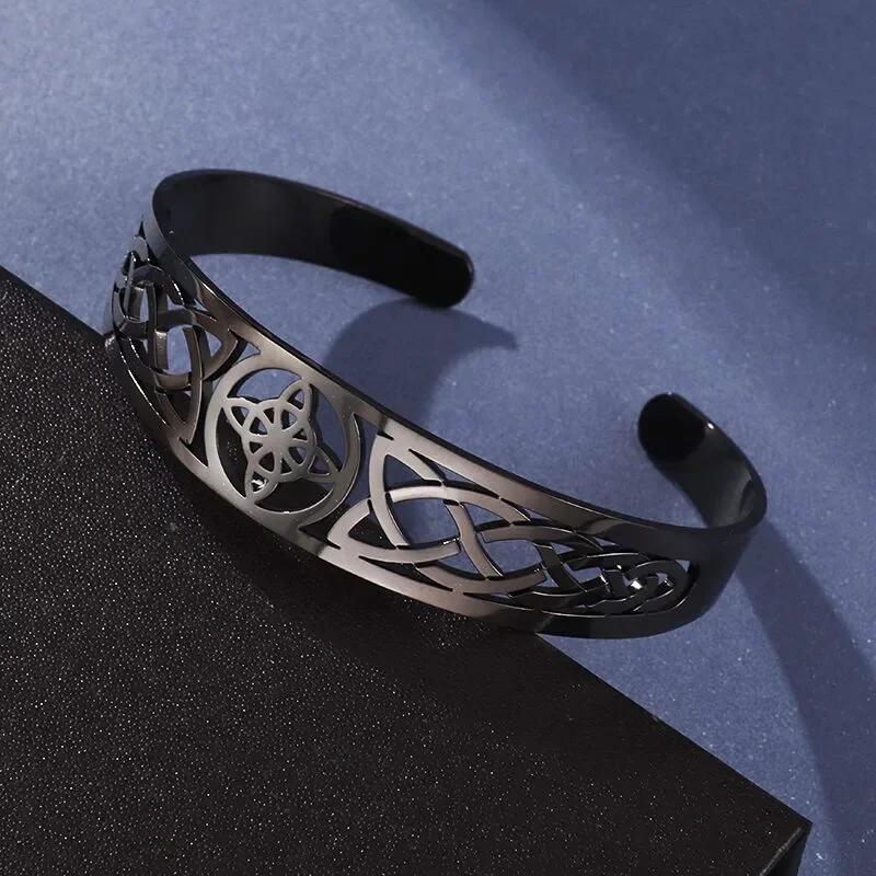 Retro Celtic Knot Pattern Disc Cross Pendant Necklace for Men Gothic Punk Trend Street Jewelry Gift