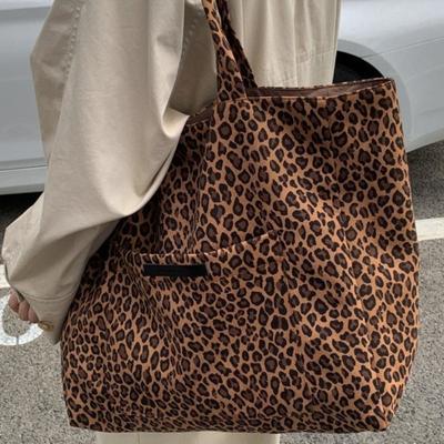 Canvas tas met luipaardprint dames grote capaciteit draagtas nieuwe draagbare pendeltas trendy veelzijdige schoudertas
