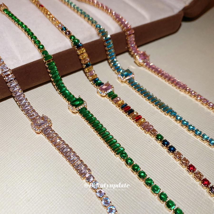 Elegante Bracciale con Chiusura Geometrica in Zirconia per Donna - Ultra Brillante, Alla Moda, Gioiello di Alta Gamma