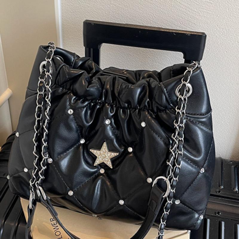 Large-capacity Chain Bag Summer Fashion and Retro Bucket Bag Casual and Stylish Crossbody Bag