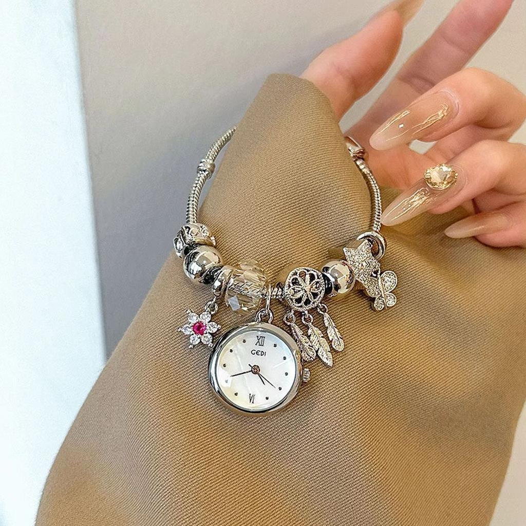 Light Luxury Goods Women Watch Pendant Round Dial Quartz Wristwatch Delicate Bracelet Watches Waterproof Luxury Ladies Gift