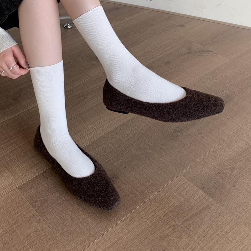 Korean flat-bottomed versatile velvet Doudou shoes single shoes women's shoes 2025 new autumn and winter outer wear simple Mao Mao shoes