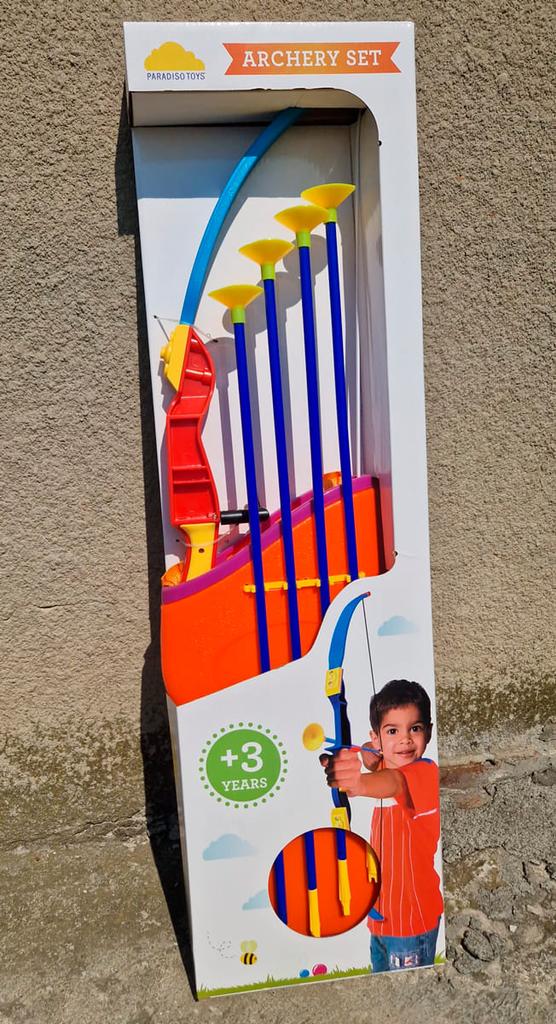 Bow And Arrows Set for Kids Childrens Sports Outdoor Shooting Toy Games