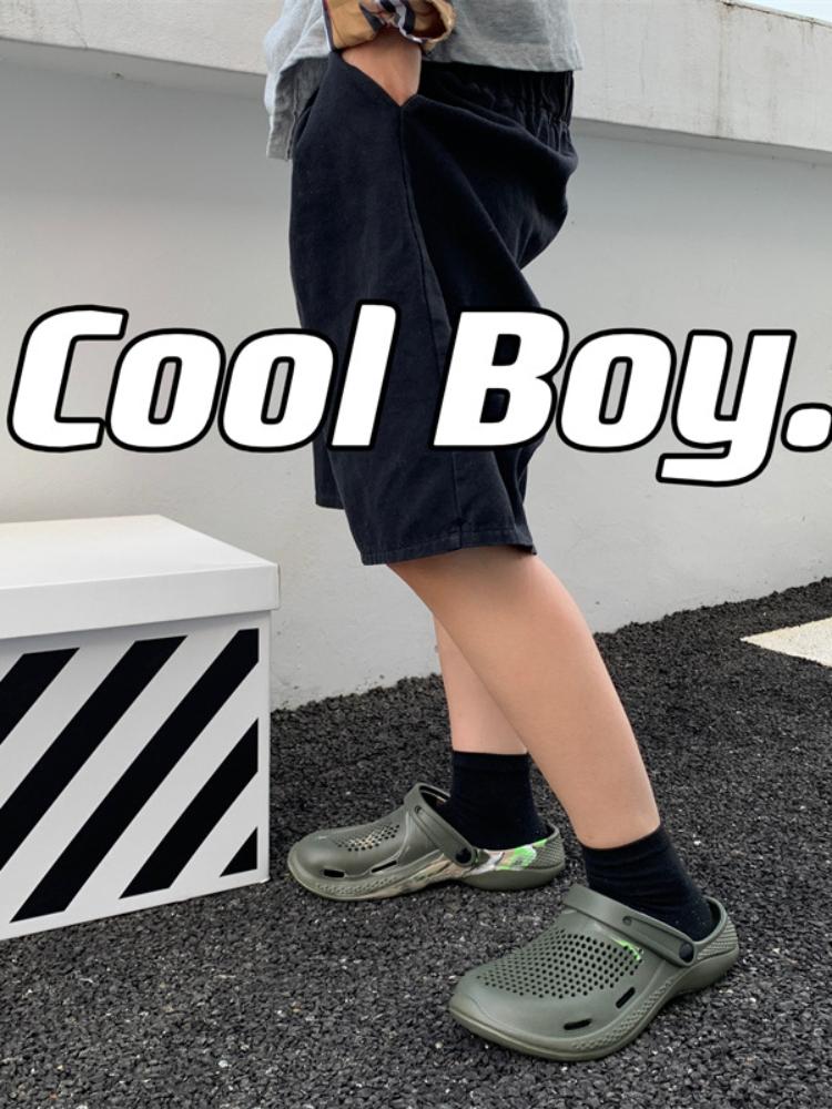 Mode Herr Trendiga Mjuka Tofflor 2024 Ny Mode Tjock Sula Anti-Slip Strand Sandaler Utomhus Semester Fritidsskor Lätta