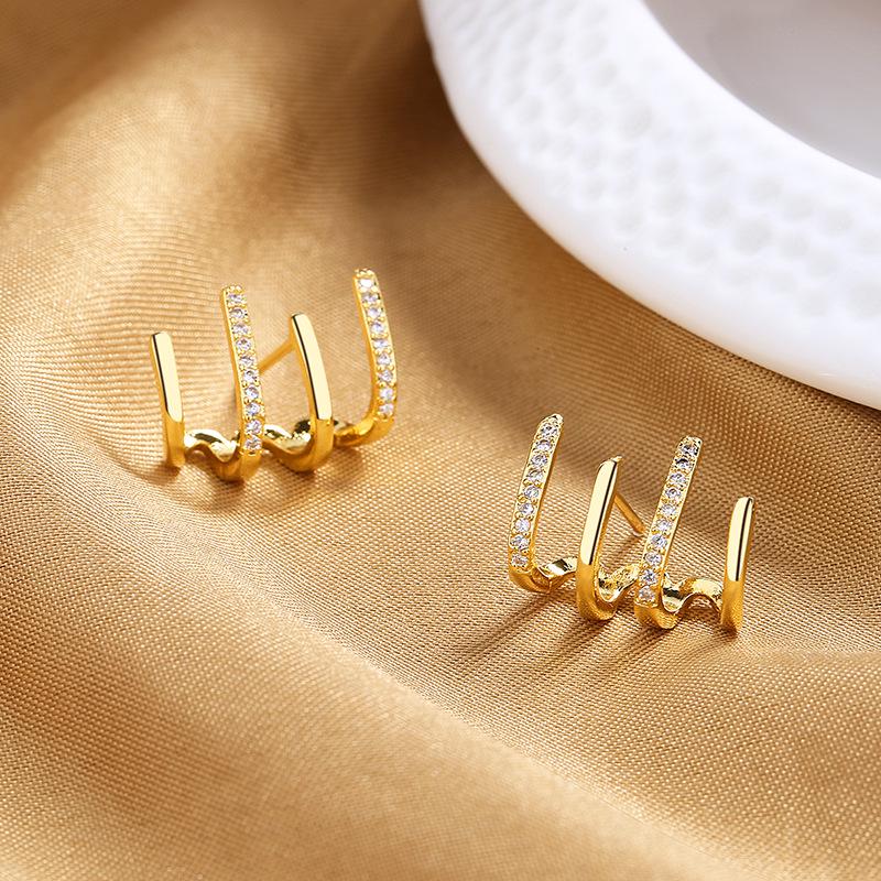 Trendy Ear Cuff with Four-Claw Design - Niche, High-End Feel for Women