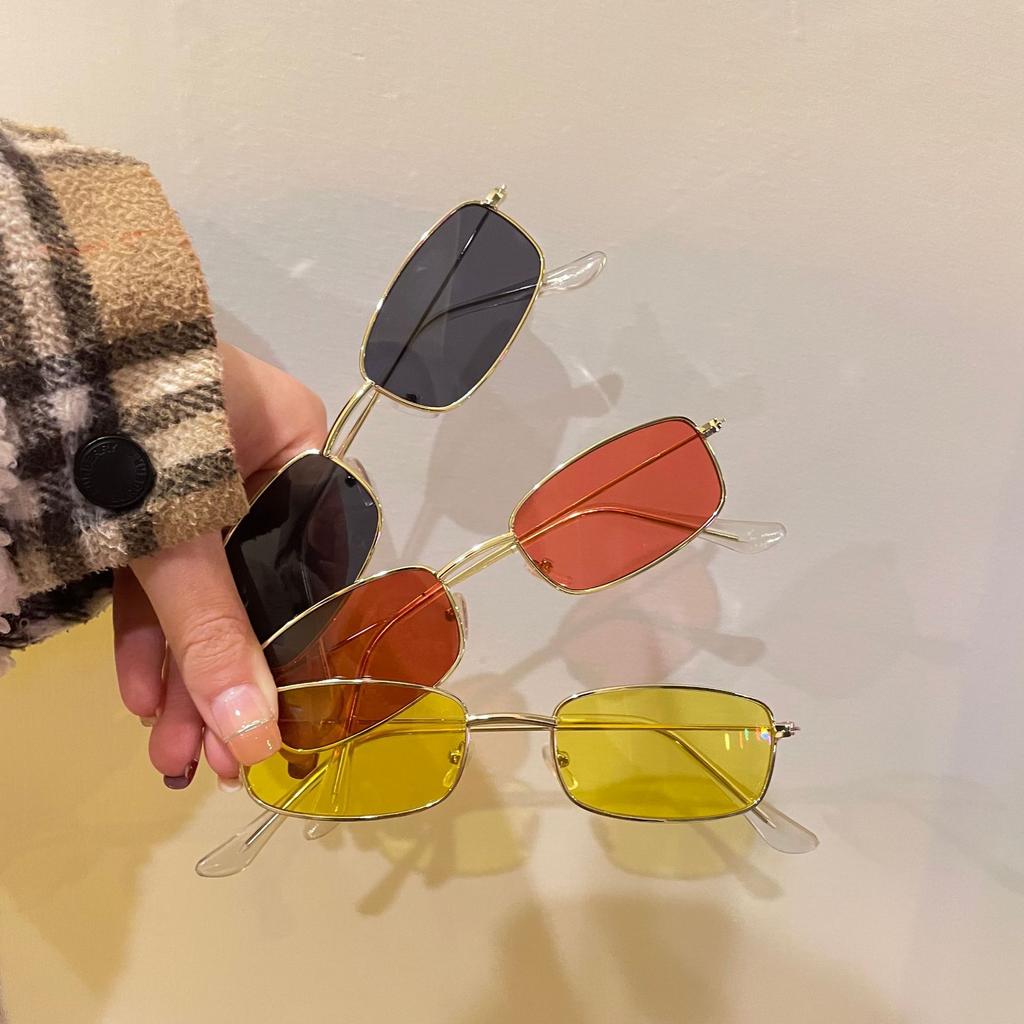 Classic Candy Color Women's Glasses Retro Small Oval Women's Sungalsses Metal Rectangular Korea Fashion UV400 Eyewear 2025 Trend
