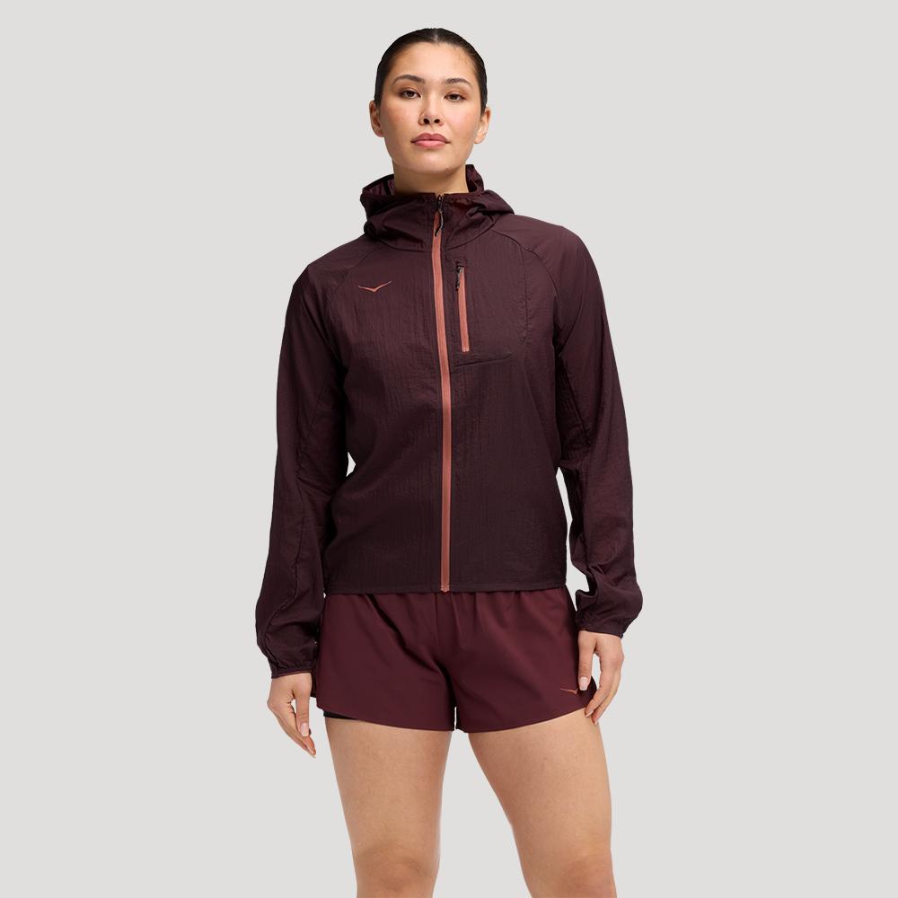 [hoka] Женская куртка Hoka Skyflow 1141671-BKC XS