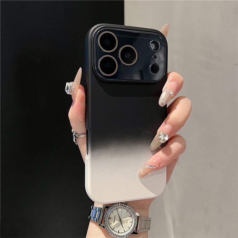 iPhone 17 Pro Max Liquid Silicone Gradient Case with 16-Lens Film Cover