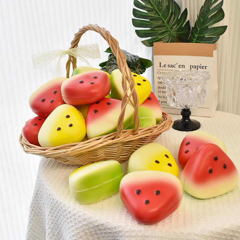 

Ice Skin Watermelon Squishy PU Toy: Soft, Slow Rebound, Fruit-Themed Desktop Ornament