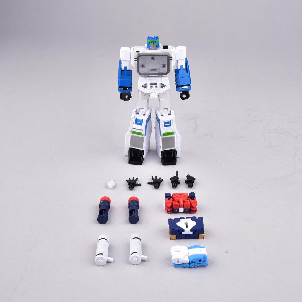Transformers Soundwave Small Scale Action Figure 13cm with Cassette & Replaceable Hands Robot Model Toy for Boys
