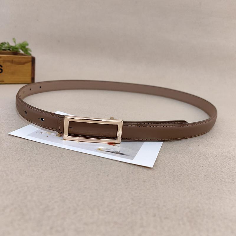 

Classic Leather Skinny Belt For Women With Gold Buckle For Casual Wear Caramel Color