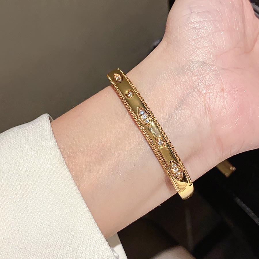 Geometric Zircon Crystal Gold Plated Bracelet With Round Shape For Elegant Women