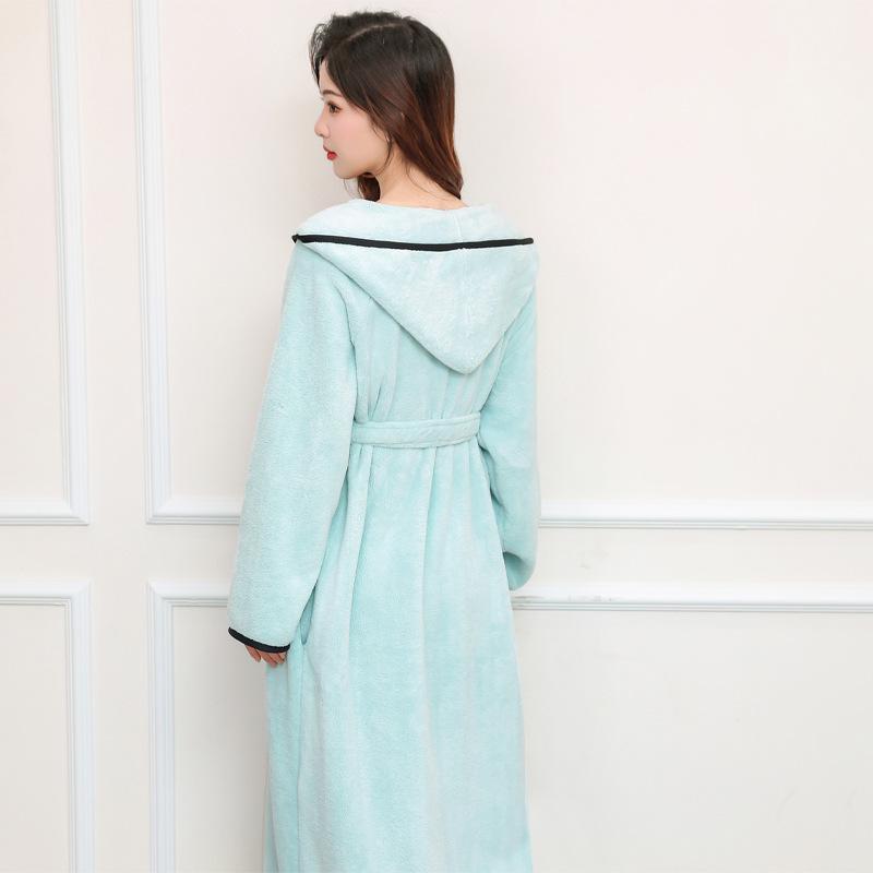 Vestaglia da Donna con Cappuccio in Pile Corallo - Spessa, Assorbente e Accogliente, Pigiama per Autunno e Inverno.
