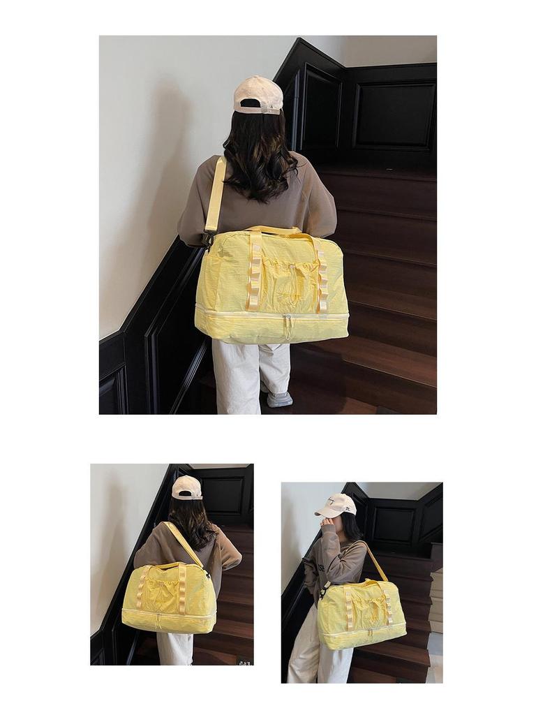 Women's Large Capacity Multifunctional Travel and Fitness Bag - Trendy, Dry/Wet Separation, Perfect for Yoga and Short Trips