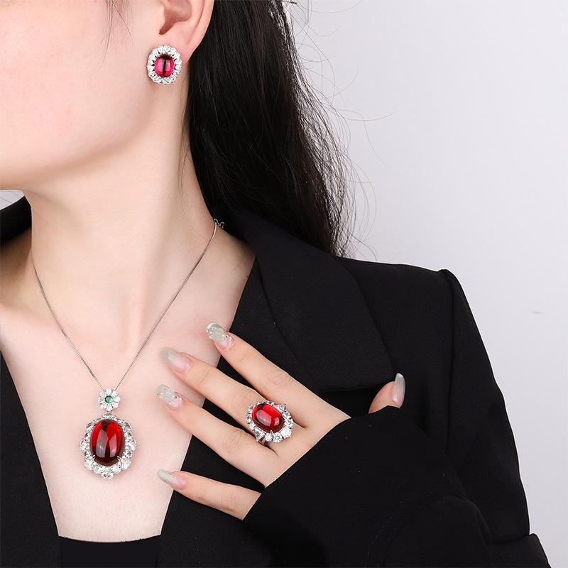 Jewelry Copper Bottom Gold-Plated Ice Seed Fluorescent Denier-Shaped Red Corundum Luxury Set Stone 18 * 25-13 * 18
