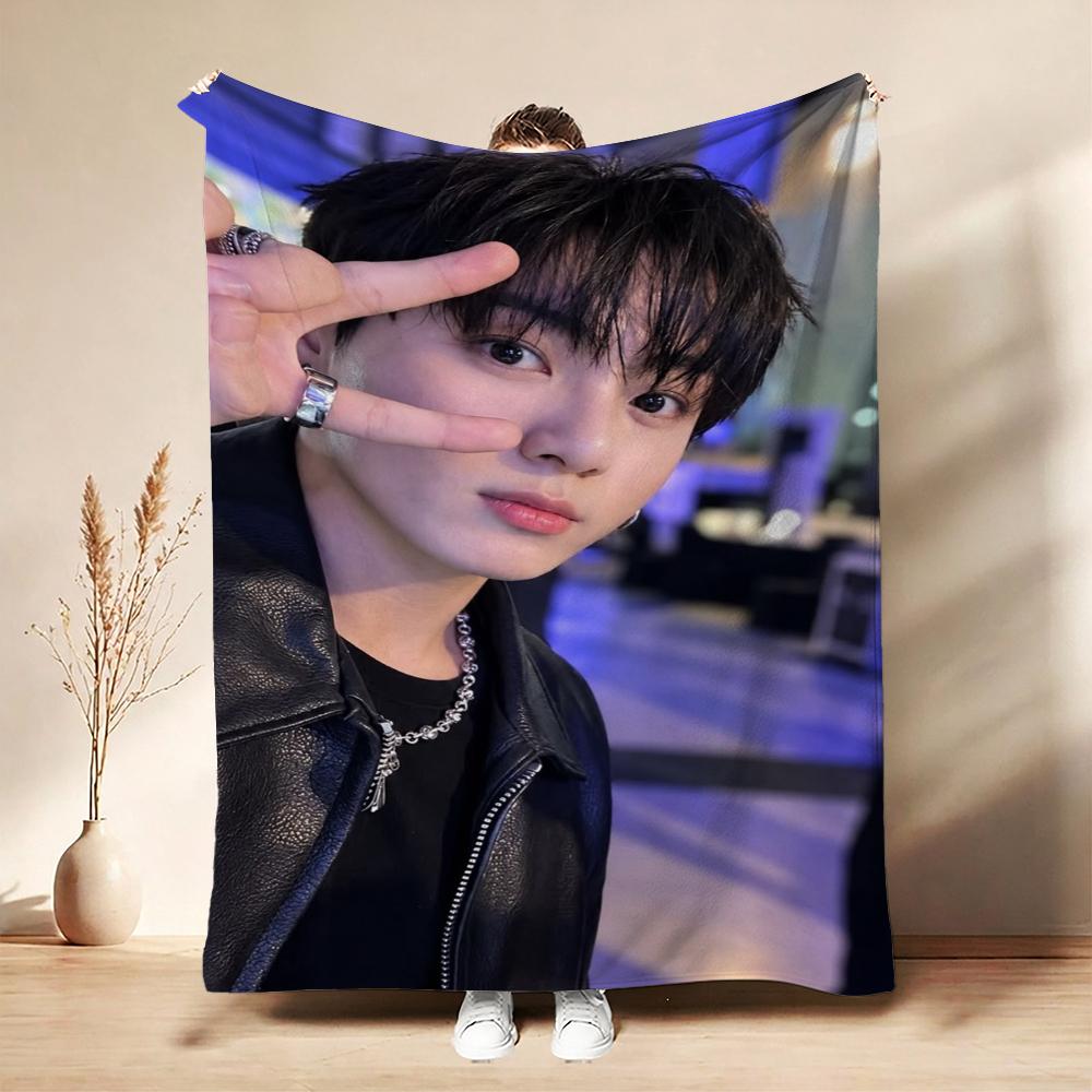 Cool Leather Jacket Peace Sign Portrait Flannel Printed Blanket Comfortable Skinfriendly Throw Blanket For Living Room Air Conditioner Room Home Decor