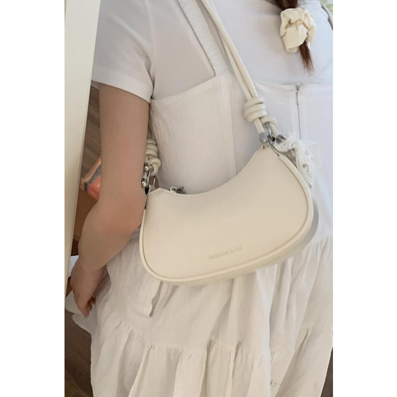 

Нишевая текстурная сумка-подмышка женская сумка новая простая сумка-полумесяц универсальная на плечо сумка-мессенджер