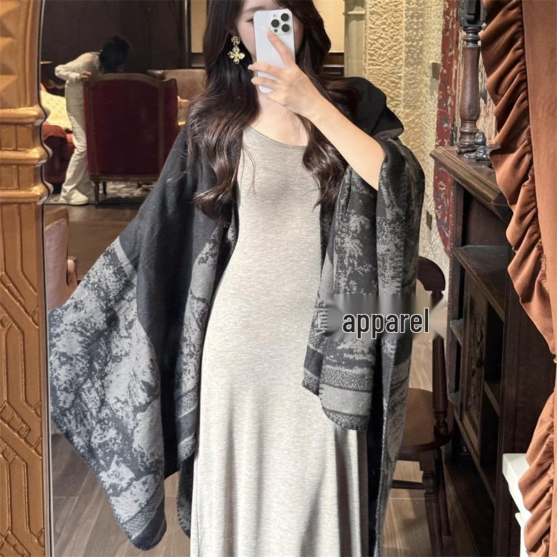Refined Ethnic Style Women's Imitation Cashmere Cloak and Scarf for Autumn/Winter