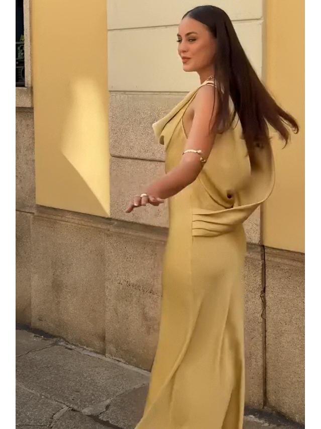 2025 Sommer Damen Europäisches und Amerikanisches Rückenfreies Wasserfallkragen Abendkleid