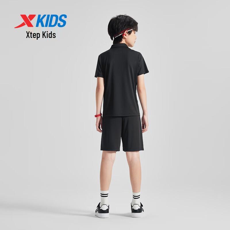 XTEP Boys' Moisture-Wicking Short Sleeve Knit Set