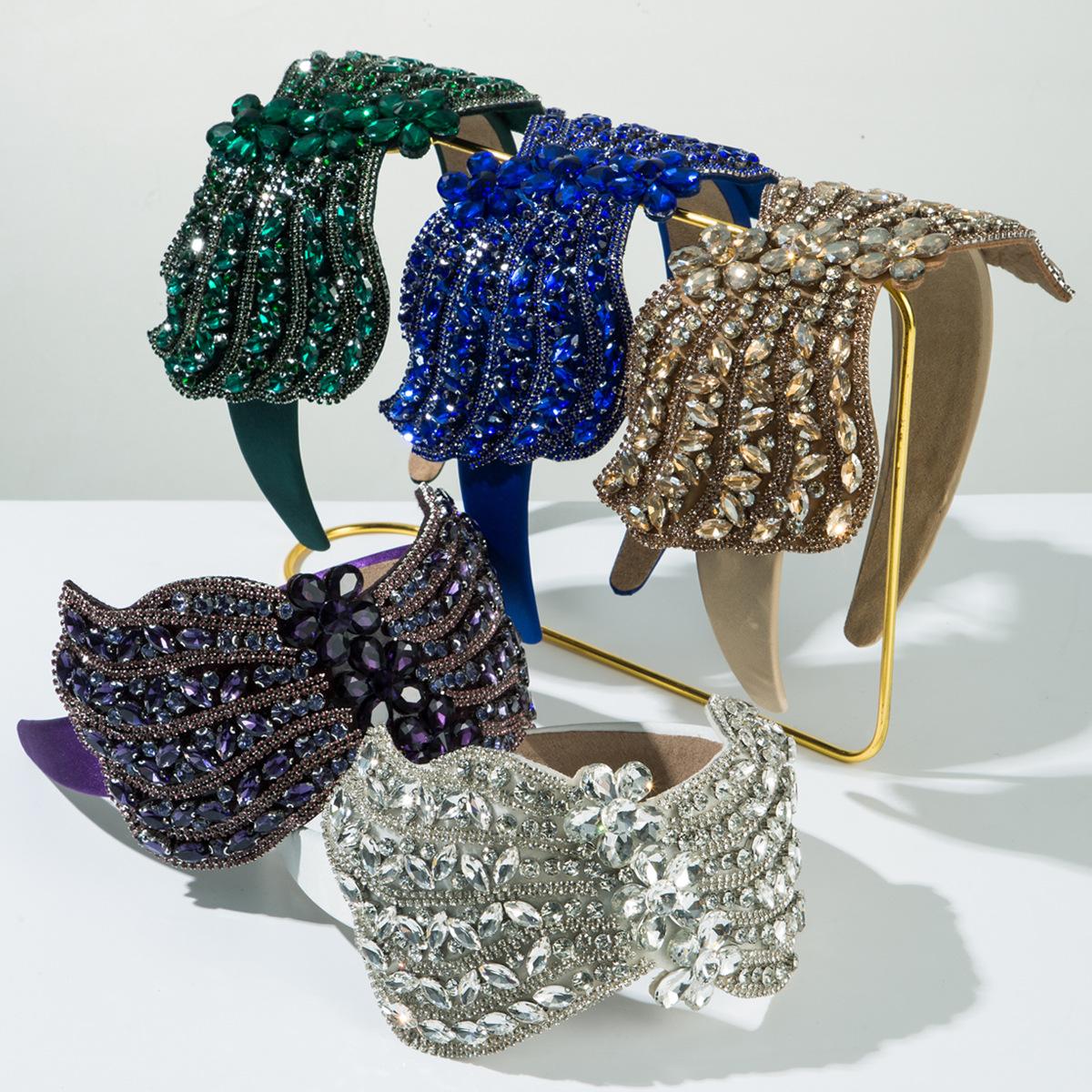 

New Vintage Heavy duty Light Luxury Headband with Bow shaped Full Diamond Trendy Ball Hair Accessories зелёный