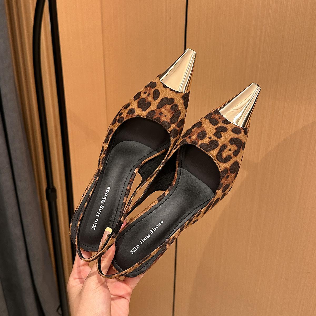 

6933-2 Европейские и американские металлические туфли-лодочки с острым носком для банкета, тонкий каблук, супервысокий каблук, леопардовый принт, сексуальные туфли-лодочки с задним ремешком и вырезами 35 цветной печати леопарда