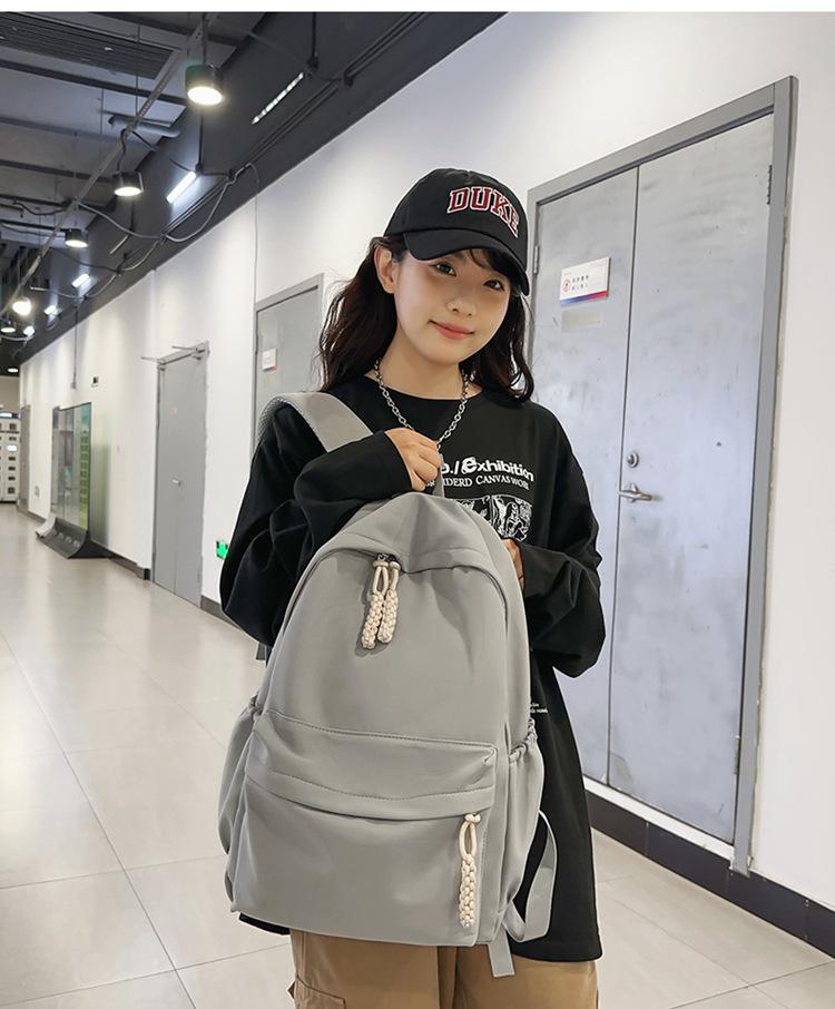 Korean-Style Lightweight Backpack for Girls: Large Capacity, Simple & Casual Design for Junior High & High School Students