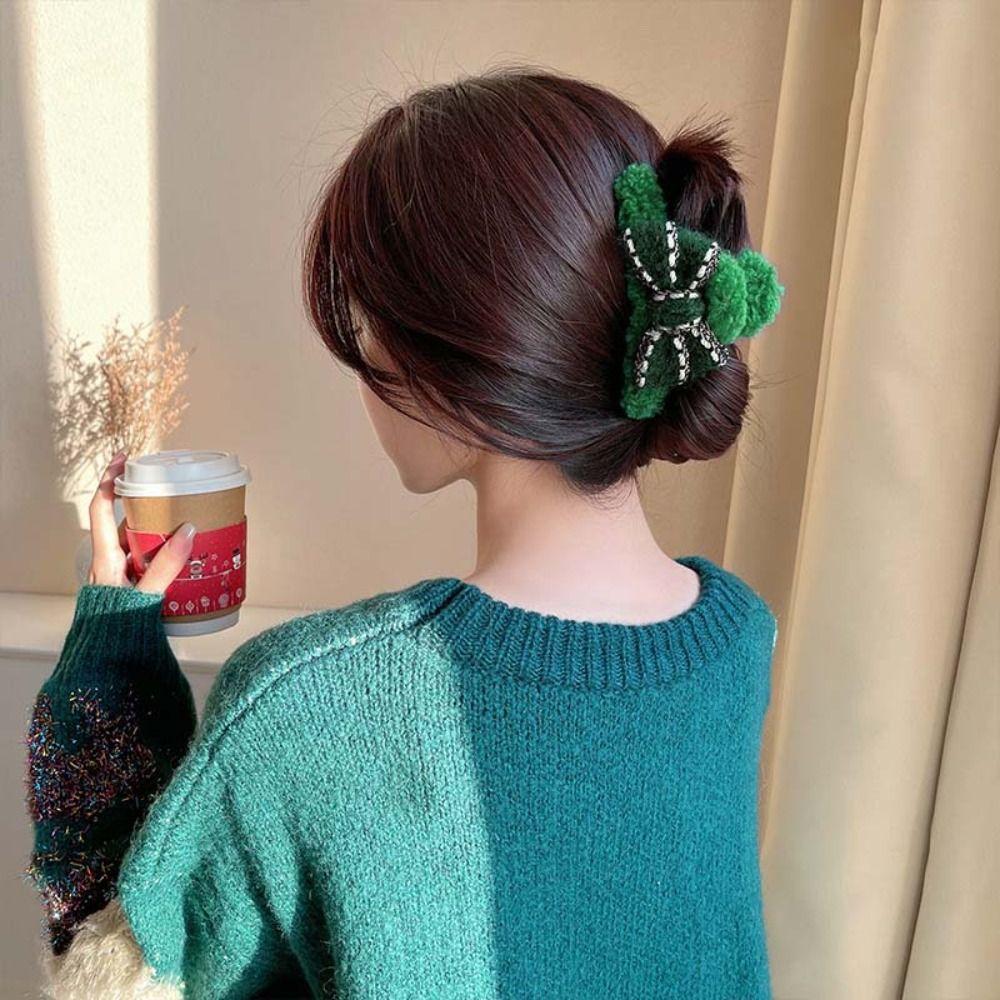Barrettes Christmas Plush Hair Claw Korean Style Shark Grab Clip Sweet Bow Hair Clip  Girls