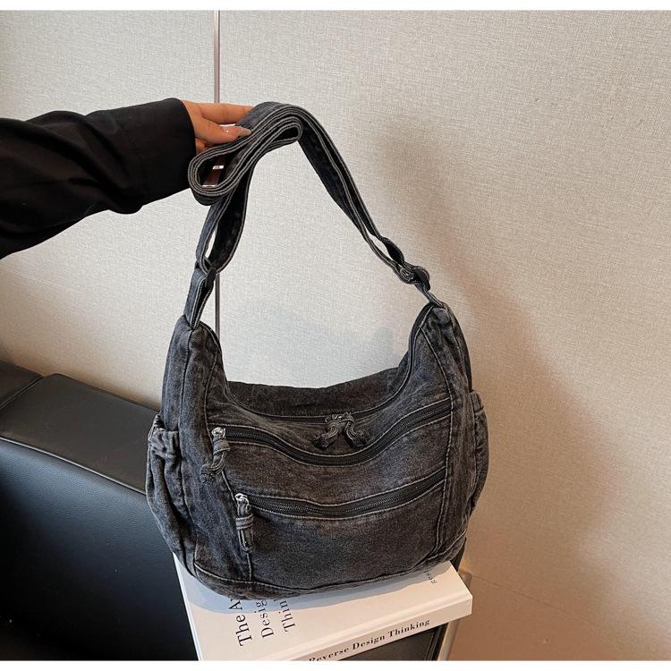 Denim Bag Women's Large-capacity New Summer Casual Shoulder Messenger Bag Niche Commuter Tote Bag