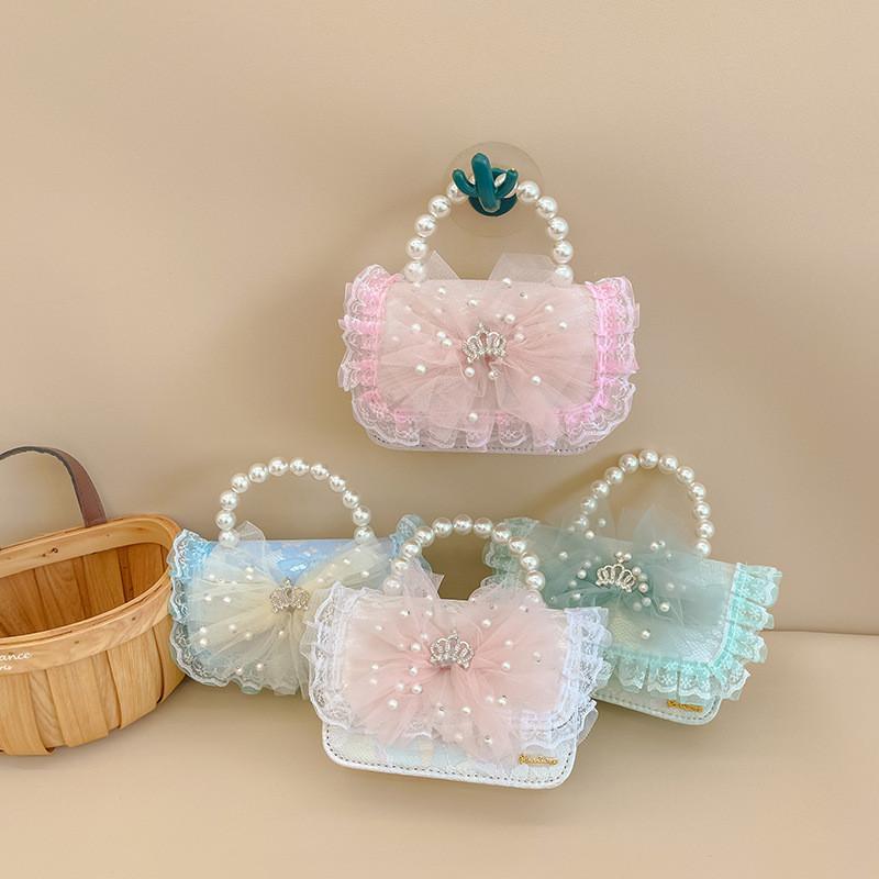 Stylish And Cute Girls Handbag Fashionable Children's Crossbody Bag With Bow Design