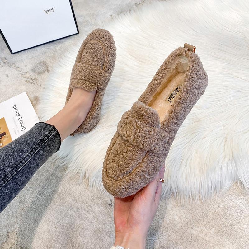 Plush Shoes Women's Winter Wear Warm Plus Velvet Thickened Pedal Peas Shoes Fairy Lamb Wool Thick-soled Large Size Cotton Shoes