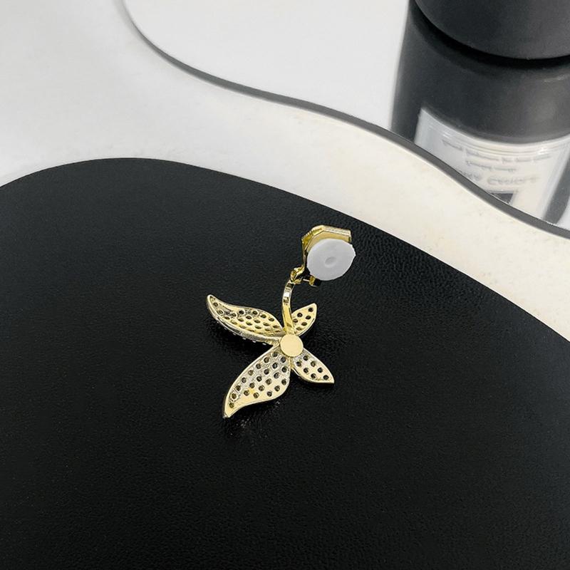 Lx9d Women 'S Butterfly Earrings Crawling Ear Clips Non Pierced Girls Ear Clip Jewelry Gifts For Girls Women Rhinestone Wrap
