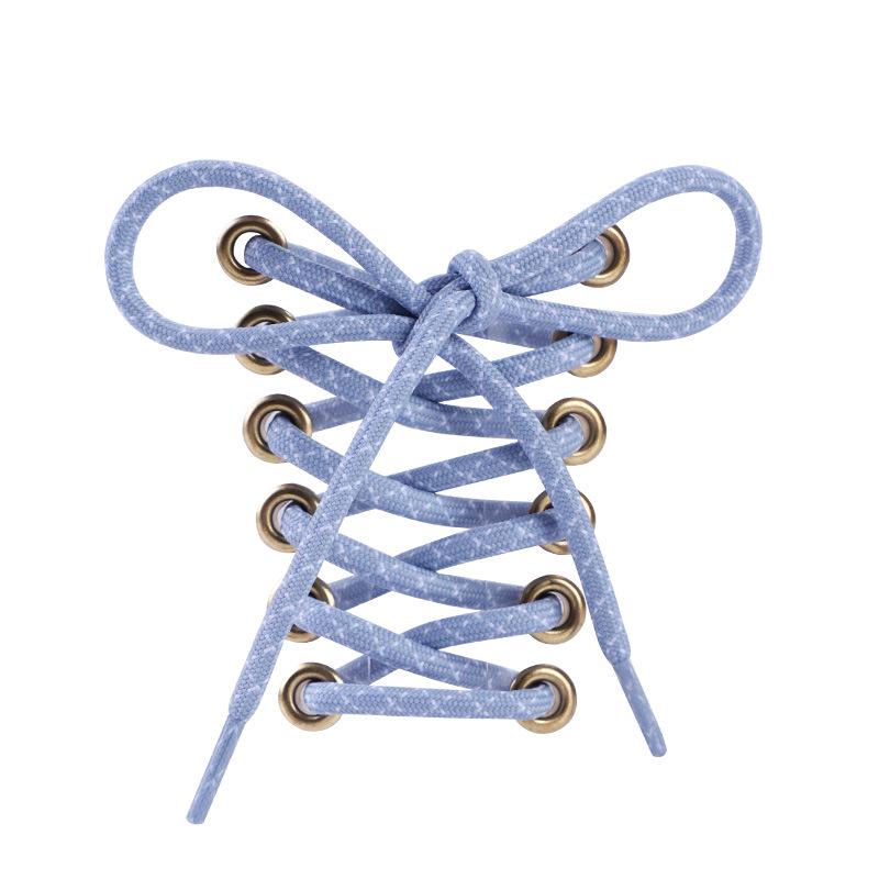 Černé a bílé diagonálně tečkované silné kulaté tkaničky do bot pro turistiku/běh