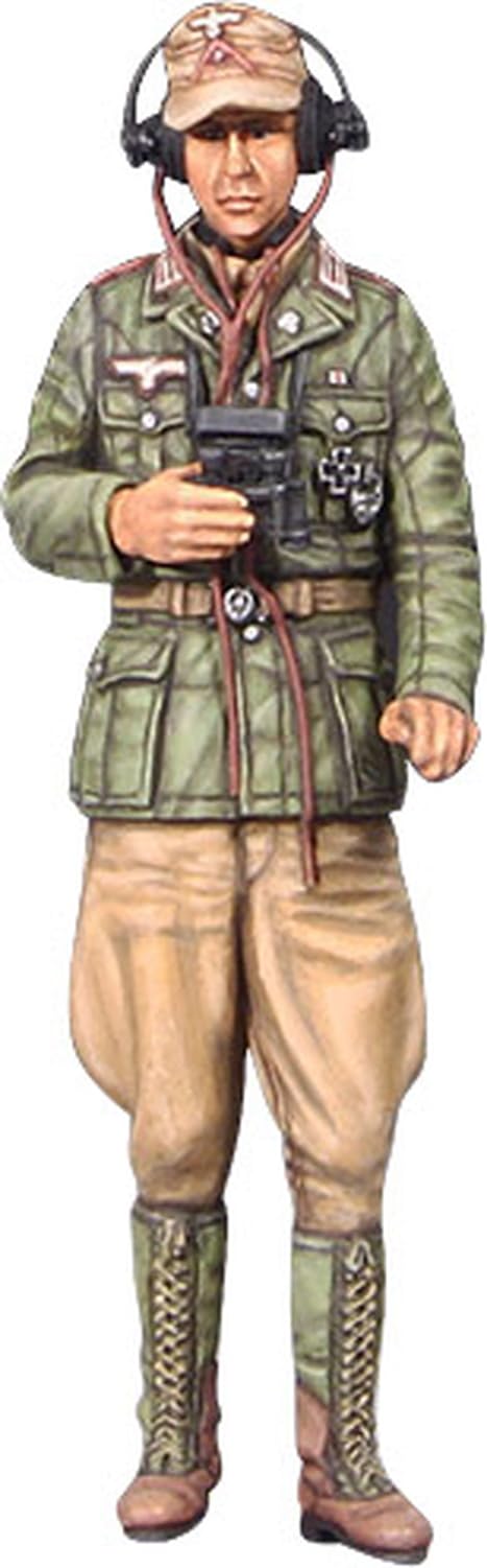 

Valkyrie Miniature German Africa Tank Crew Tank Commander Resin Kit VW35007 1/35