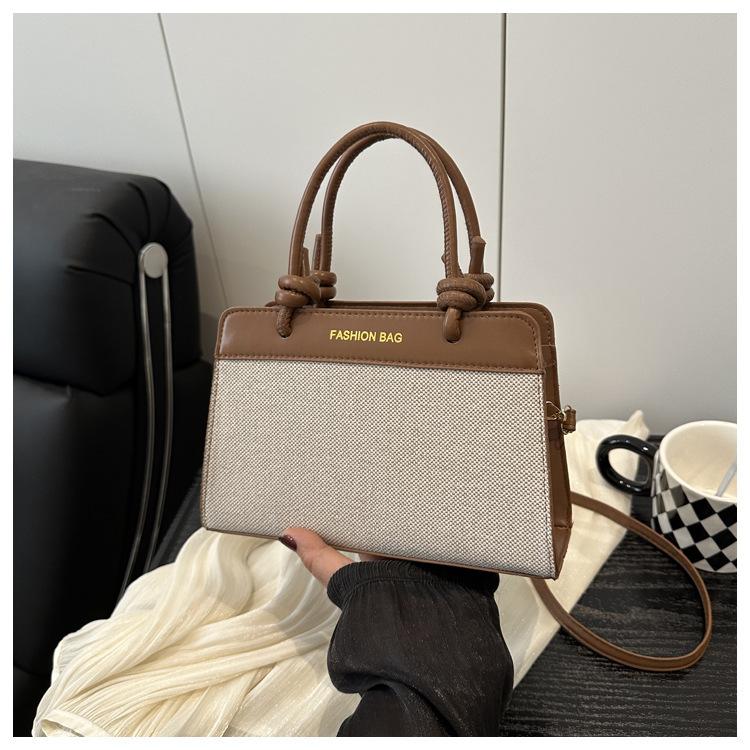 

Large capacity splicing spring 2025 casual new Korean version trend fashion European and American ins shoulder portable small square bag коричневый