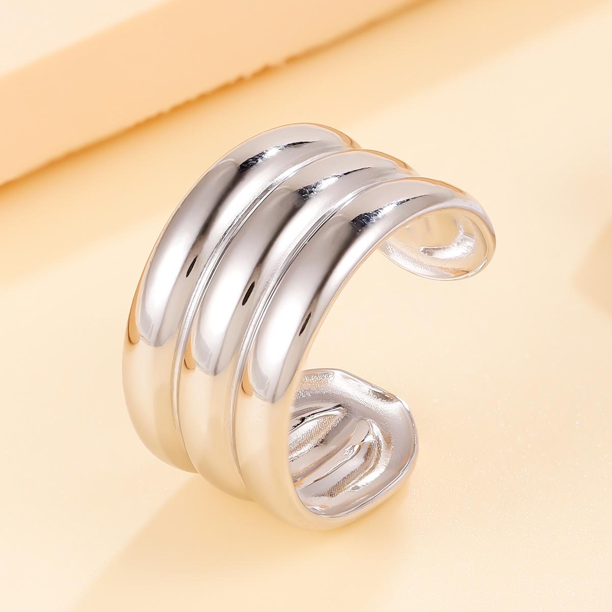 Cross Neutral Boyfriend-Style Geometric Stainless Steel Ring, Oil Press Vacuum Plated with 18K Gold Finish