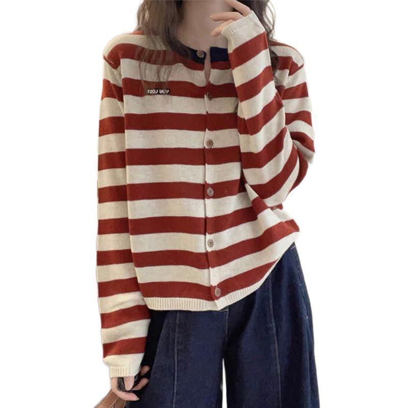 Retro Fashion Age Reducing Striped Contrasting Long Sleeved Knitted Cardigan Women's Autumn Single Breasted Round Neck Top