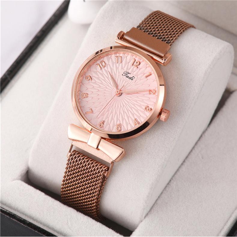 Wristwatch Quartz Magnetic Strap Bracelet Watch for Women Clock