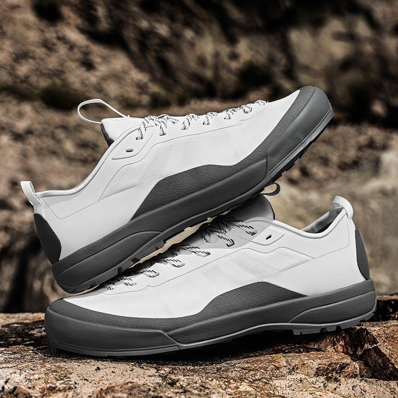 Fashion Fashion Lightweight Summer Mesh Shoes High Quality Male Sneakers Fashion Shock Absorption Running Shoes Breathable Mens Trainers